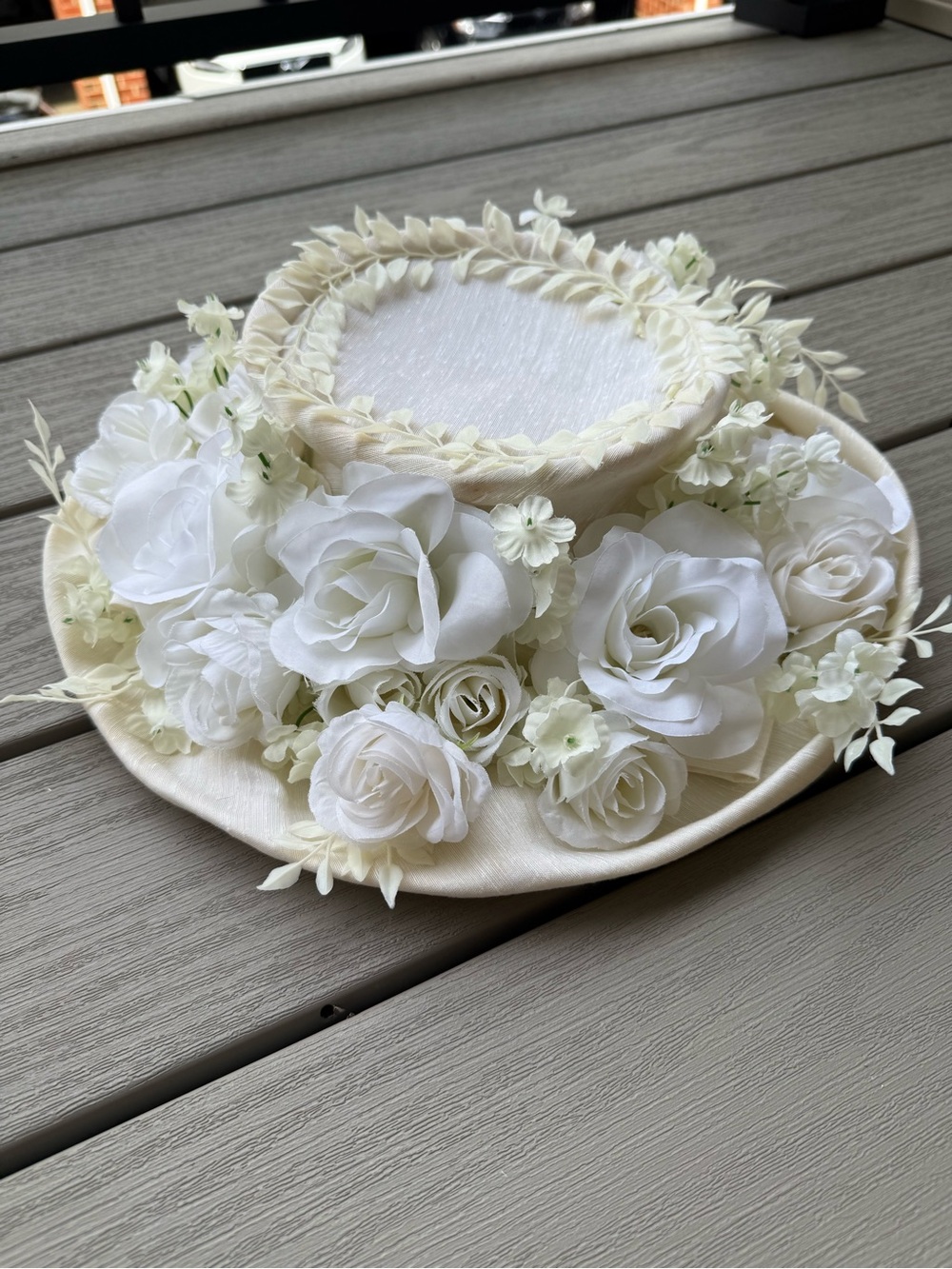 Vintage White Floral Wedding Hat with Original Hochschild Kohn Hat Box